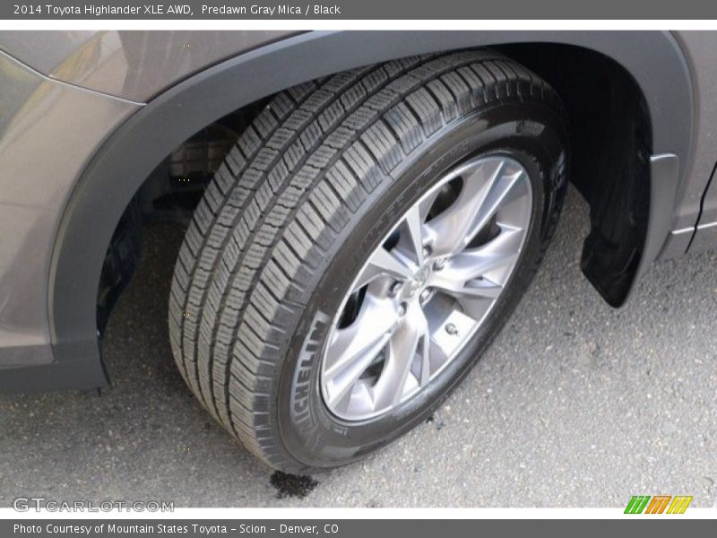 Predawn Gray Mica / Black 2014 Toyota Highlander XLE AWD