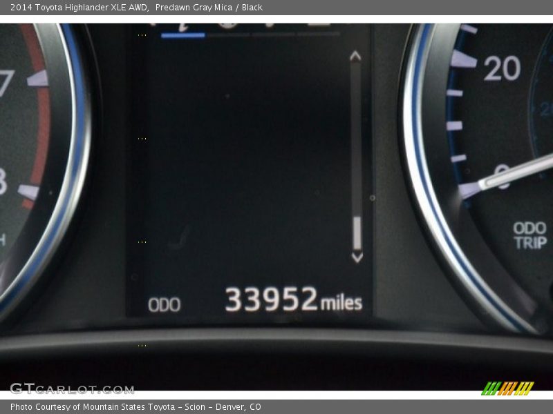 Predawn Gray Mica / Black 2014 Toyota Highlander XLE AWD