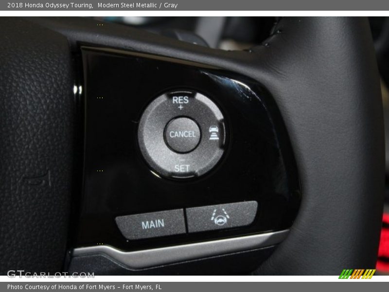 Modern Steel Metallic / Gray 2018 Honda Odyssey Touring