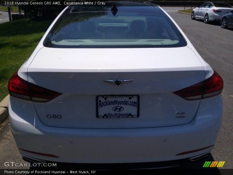 Casablanca White / Gray 2018 Hyundai Genesis G80 AWD