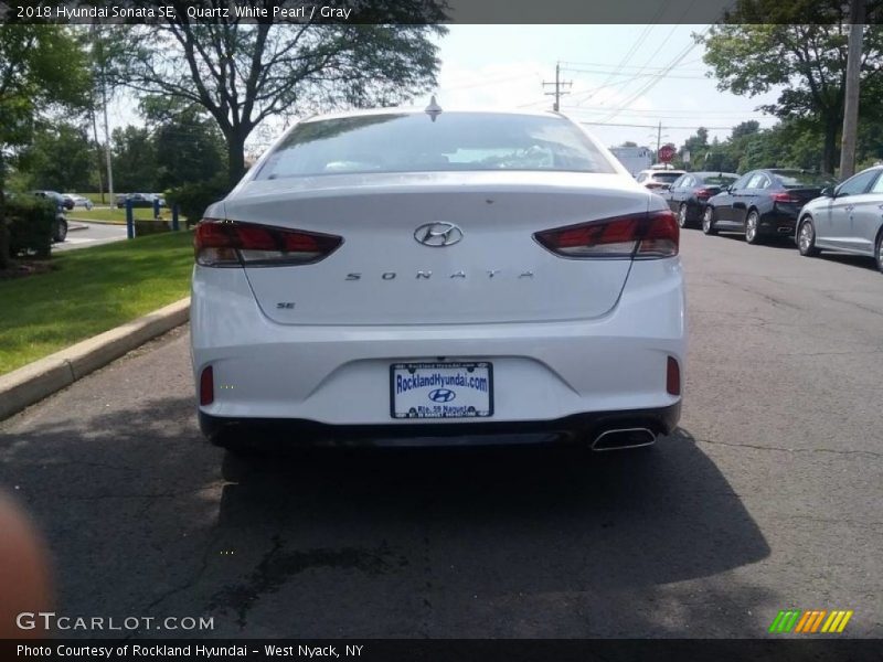 Quartz White Pearl / Gray 2018 Hyundai Sonata SE