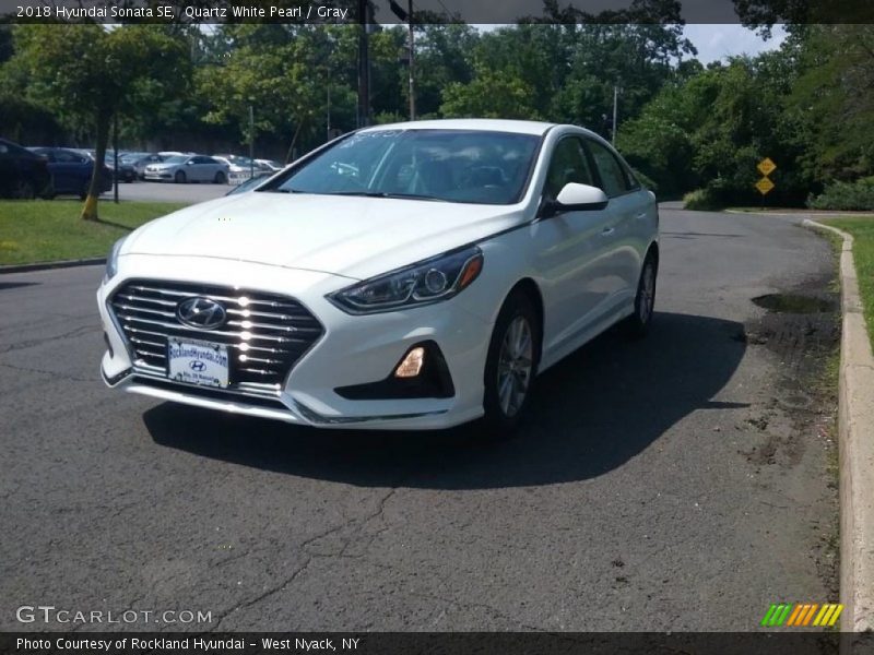 Quartz White Pearl / Gray 2018 Hyundai Sonata SE