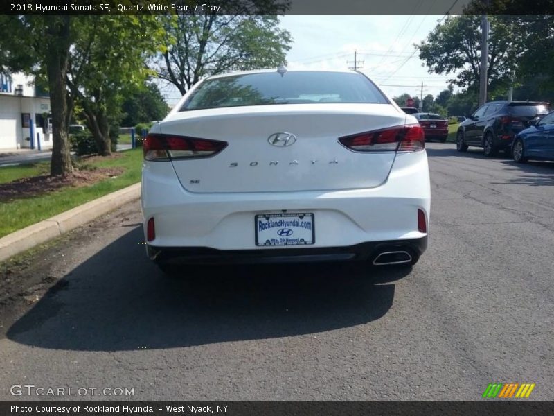 Quartz White Pearl / Gray 2018 Hyundai Sonata SE