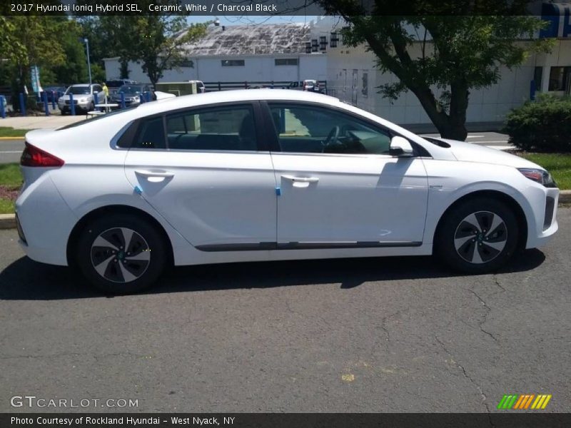 Ceramic White / Charcoal Black 2017 Hyundai Ioniq Hybrid SEL