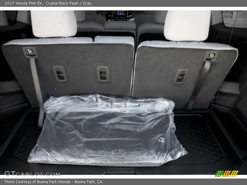 Crystal Black Pearl / Gray 2017 Honda Pilot EX