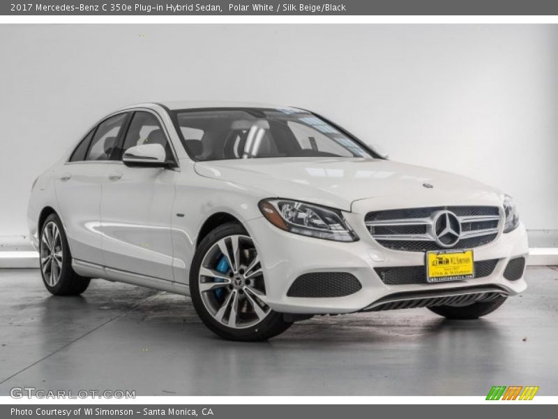 Front 3/4 View of 2017 C 350e Plug-in Hybrid Sedan