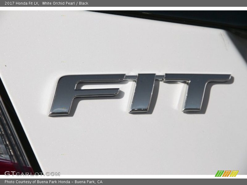 White Orchid Pearl / Black 2017 Honda Fit LX