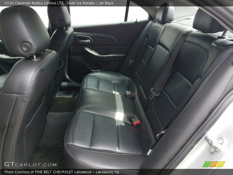 Silver Ice Metallic / Jet Black 2016 Chevrolet Malibu Limited LTZ