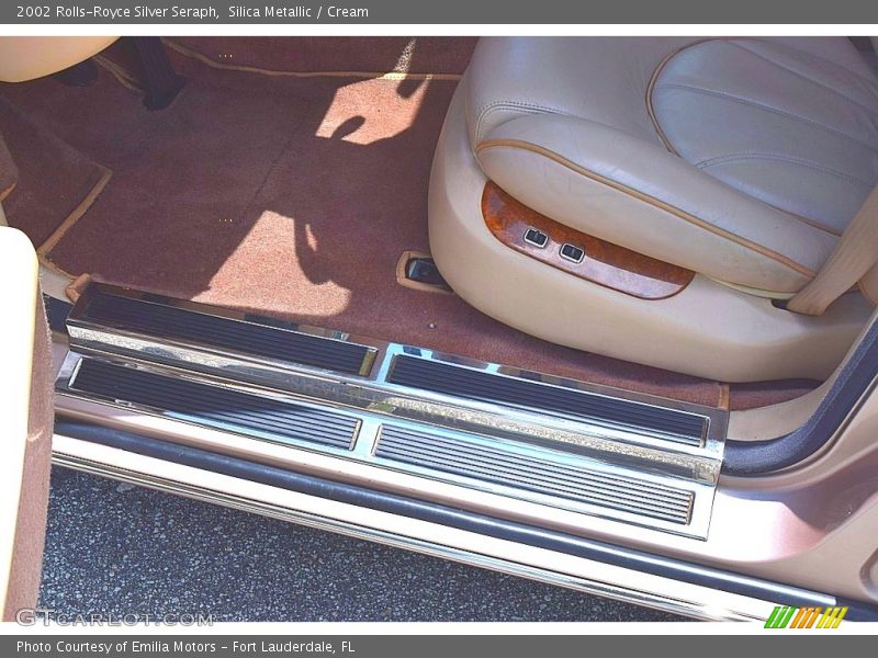 Silica Metallic / Cream 2002 Rolls-Royce Silver Seraph
