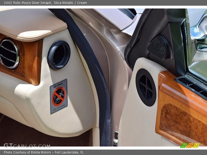 Silica Metallic / Cream 2002 Rolls-Royce Silver Seraph