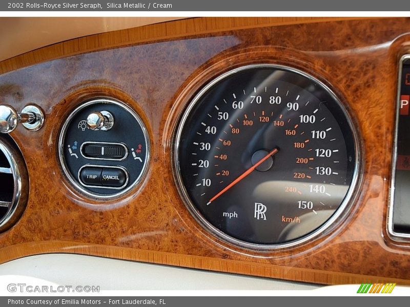  2002 Silver Seraph   Gauges