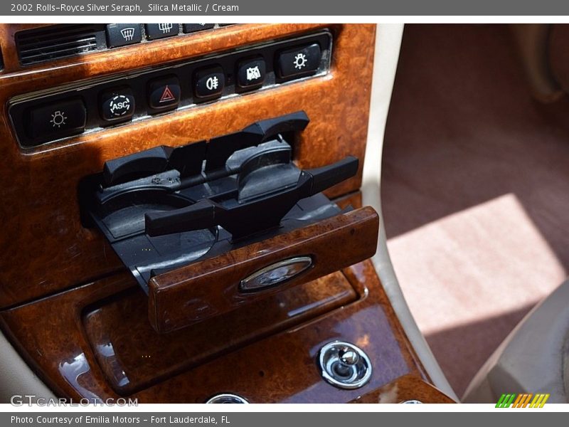 Silica Metallic / Cream 2002 Rolls-Royce Silver Seraph