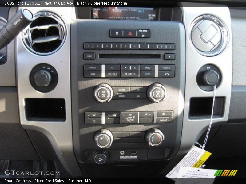 Black / Stone/Medium Stone 2009 Ford F150 XLT Regular Cab 4x4