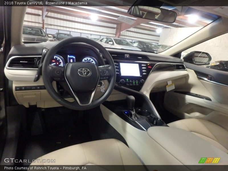 Brownstone / Macadamia 2018 Toyota Camry LE