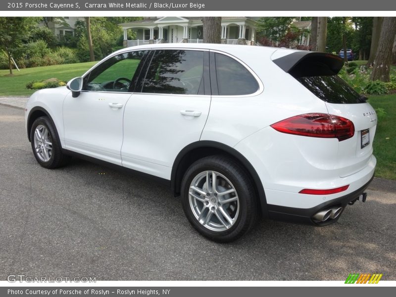 Carrara White Metallic / Black/Luxor Beige 2015 Porsche Cayenne S