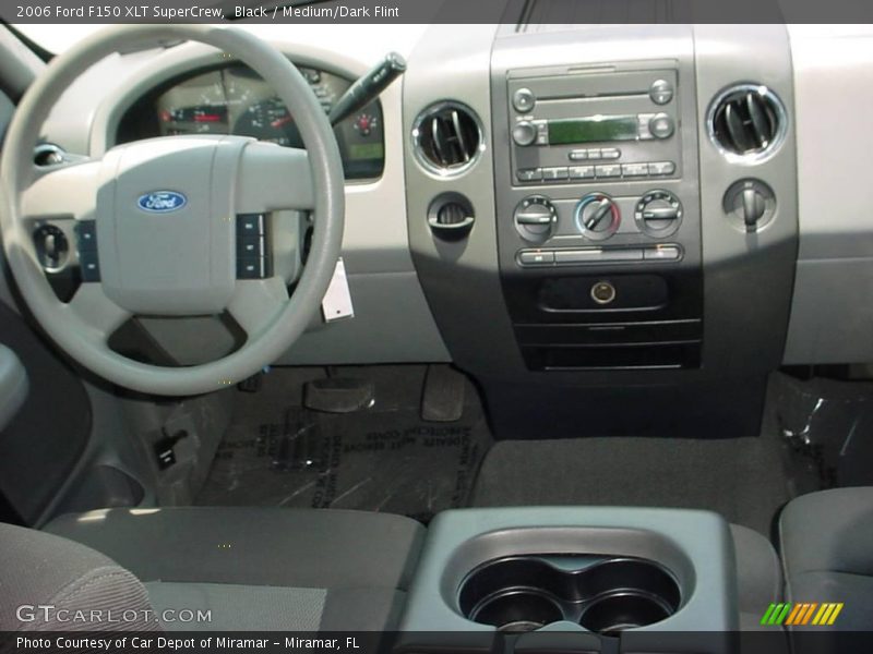 Black / Medium/Dark Flint 2006 Ford F150 XLT SuperCrew