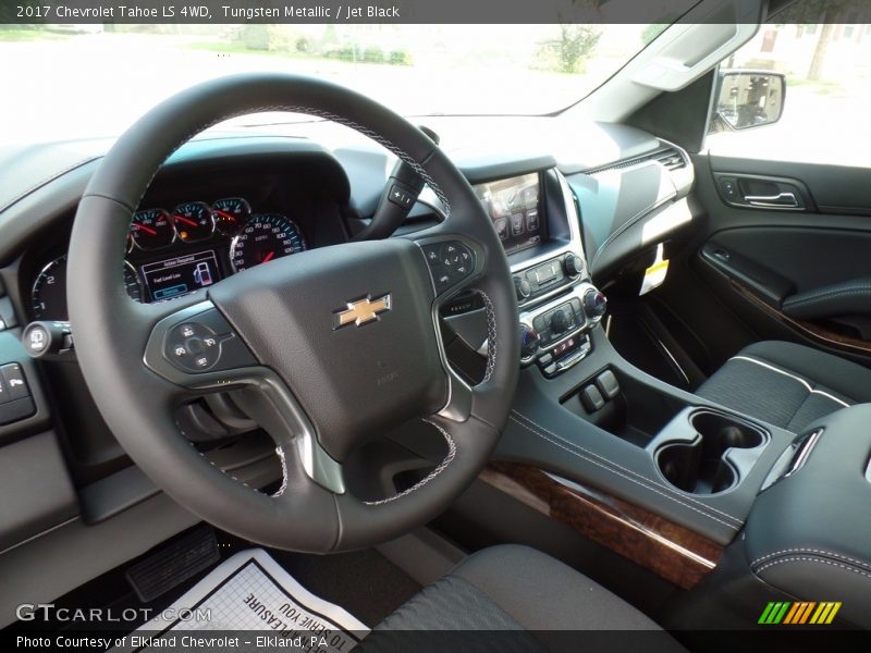 Tungsten Metallic / Jet Black 2017 Chevrolet Tahoe LS 4WD