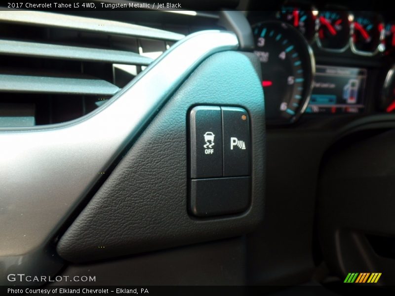 Tungsten Metallic / Jet Black 2017 Chevrolet Tahoe LS 4WD
