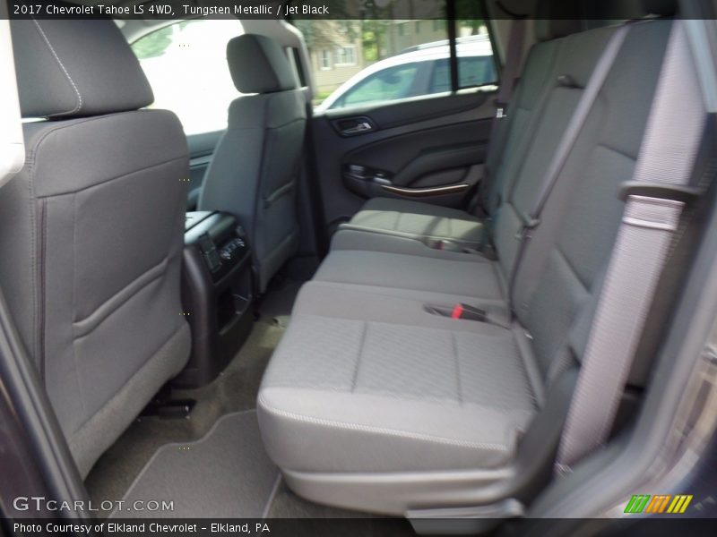 Tungsten Metallic / Jet Black 2017 Chevrolet Tahoe LS 4WD