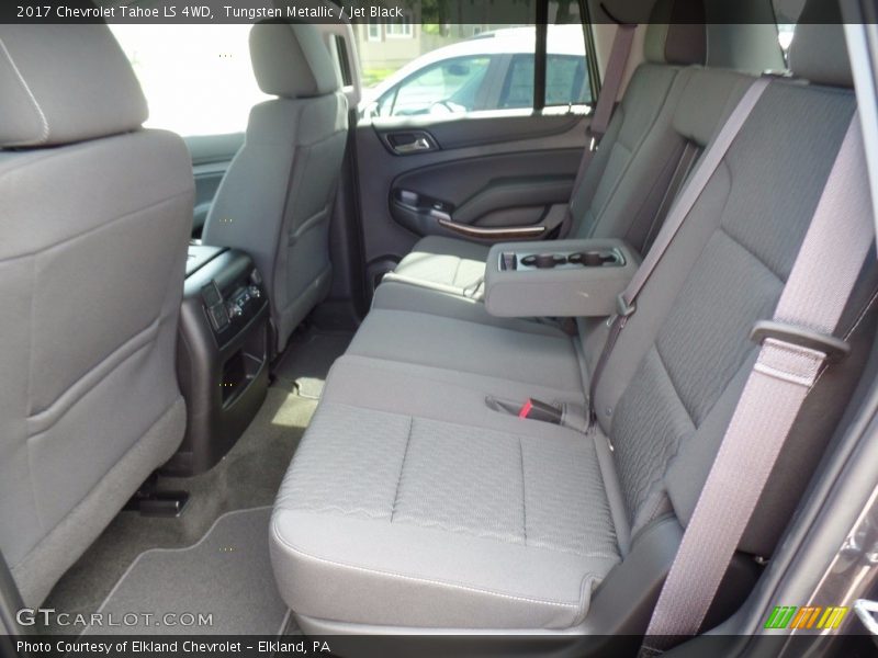 Tungsten Metallic / Jet Black 2017 Chevrolet Tahoe LS 4WD