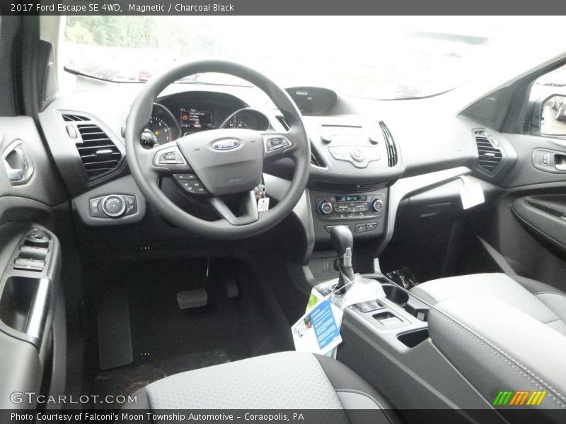 Magnetic / Charcoal Black 2017 Ford Escape SE 4WD