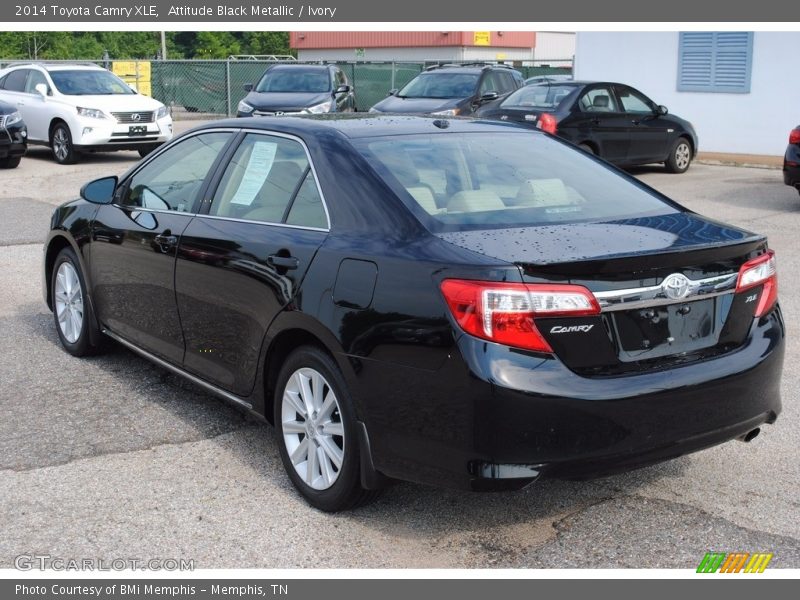 Attitude Black Metallic / Ivory 2014 Toyota Camry XLE