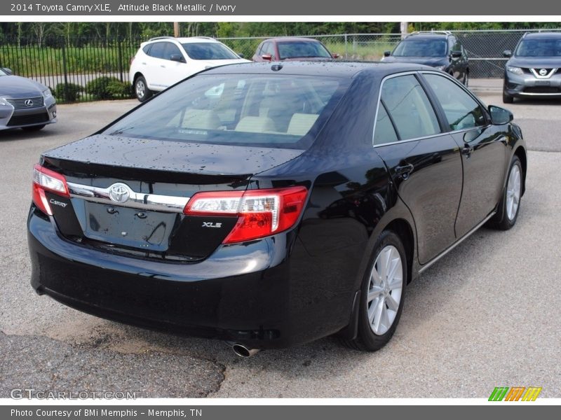 Attitude Black Metallic / Ivory 2014 Toyota Camry XLE