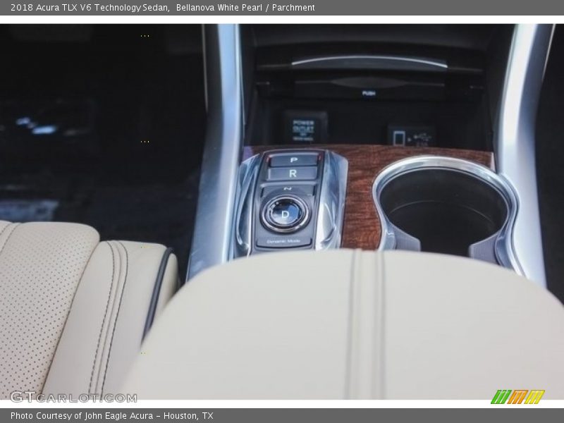 Bellanova White Pearl / Parchment 2018 Acura TLX V6 Technology Sedan