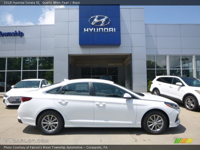 Quartz White Pearl / Black 2018 Hyundai Sonata SE