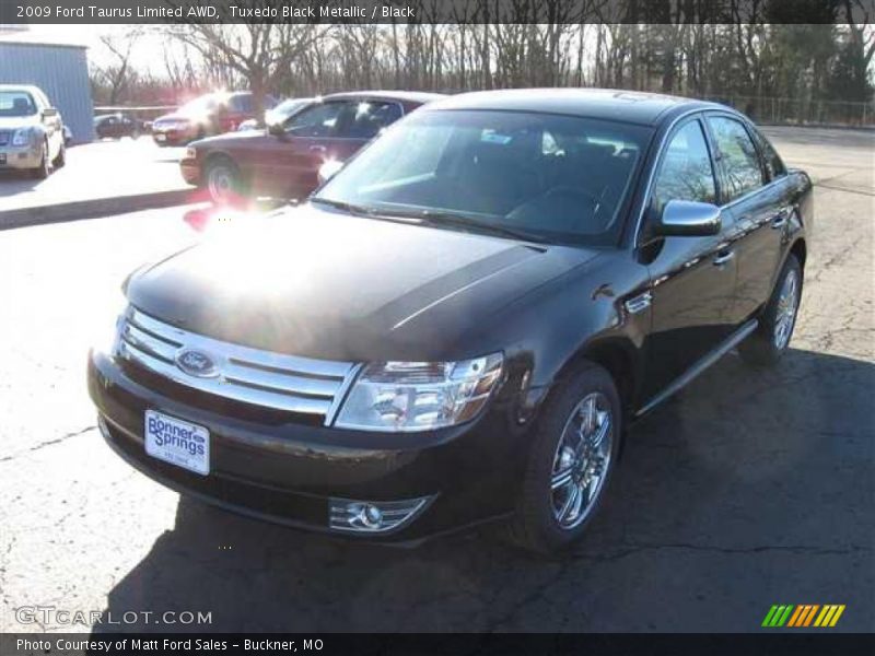 Tuxedo Black Metallic / Black 2009 Ford Taurus Limited AWD