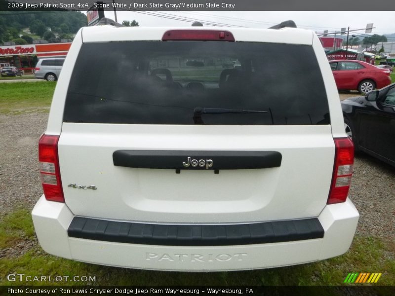 Stone White / Dark Slate Gray/Medium Slate Gray 2009 Jeep Patriot Sport 4x4