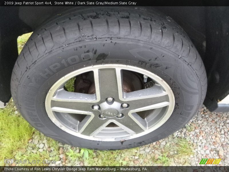Stone White / Dark Slate Gray/Medium Slate Gray 2009 Jeep Patriot Sport 4x4