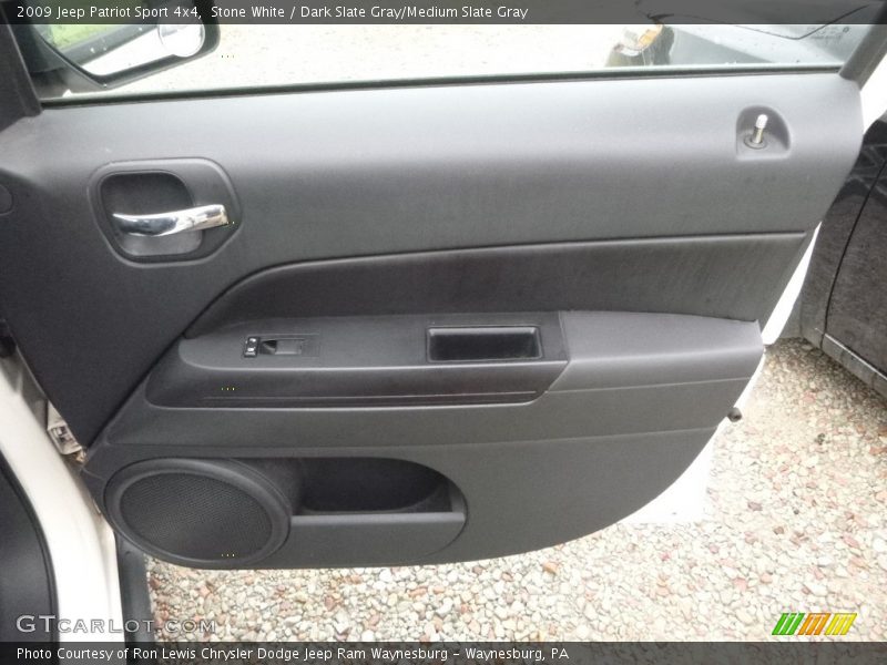 Stone White / Dark Slate Gray/Medium Slate Gray 2009 Jeep Patriot Sport 4x4