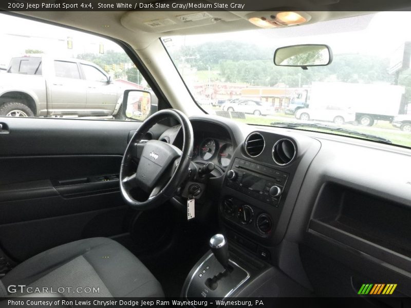 Stone White / Dark Slate Gray/Medium Slate Gray 2009 Jeep Patriot Sport 4x4