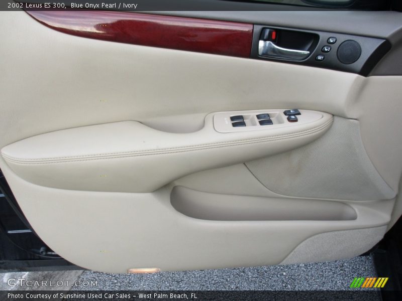 Blue Onyx Pearl / Ivory 2002 Lexus ES 300