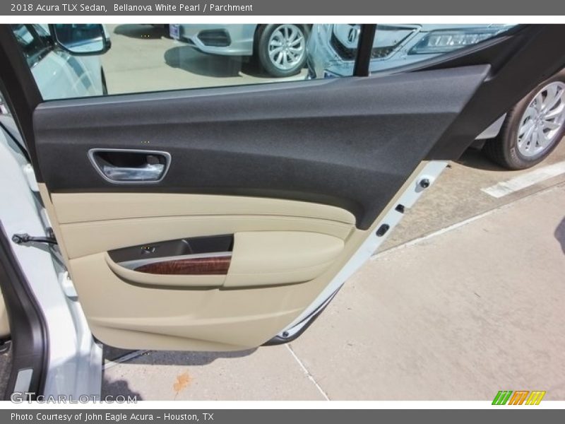 Bellanova White Pearl / Parchment 2018 Acura TLX Sedan