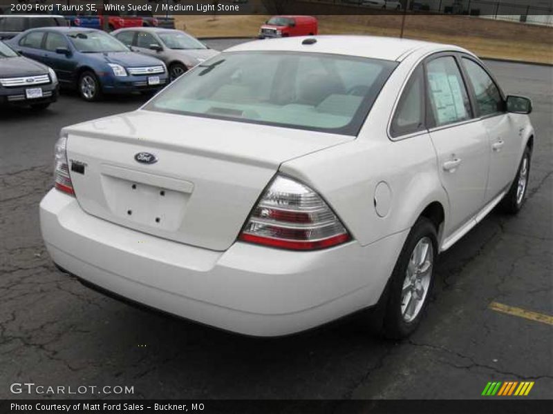 White Suede / Medium Light Stone 2009 Ford Taurus SE