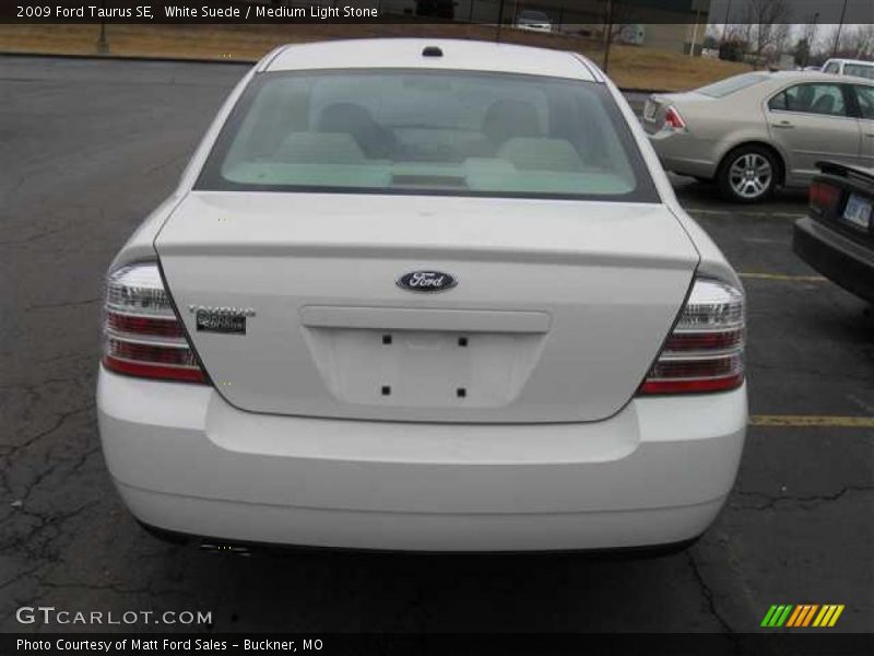 White Suede / Medium Light Stone 2009 Ford Taurus SE