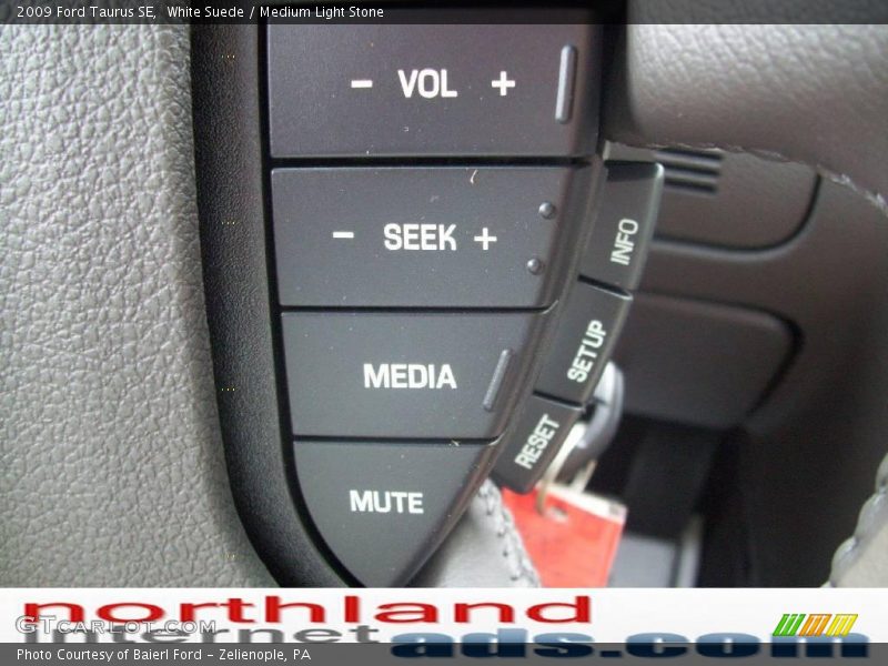 White Suede / Medium Light Stone 2009 Ford Taurus SE