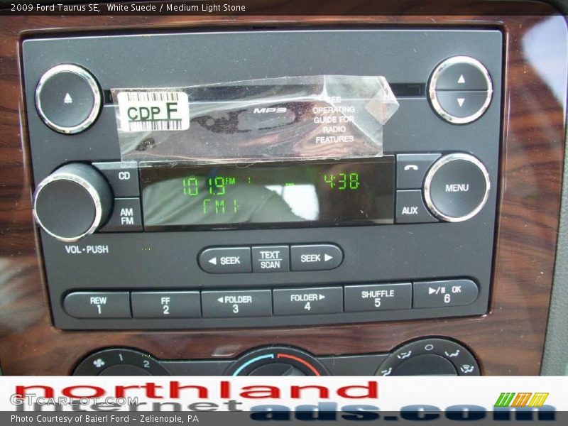White Suede / Medium Light Stone 2009 Ford Taurus SE