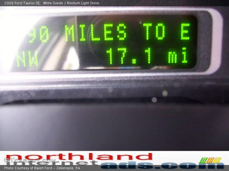 White Suede / Medium Light Stone 2009 Ford Taurus SE