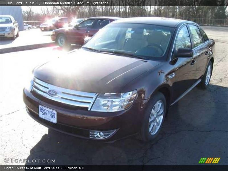 Cinnamon Metallic / Medium Light Stone 2009 Ford Taurus SE