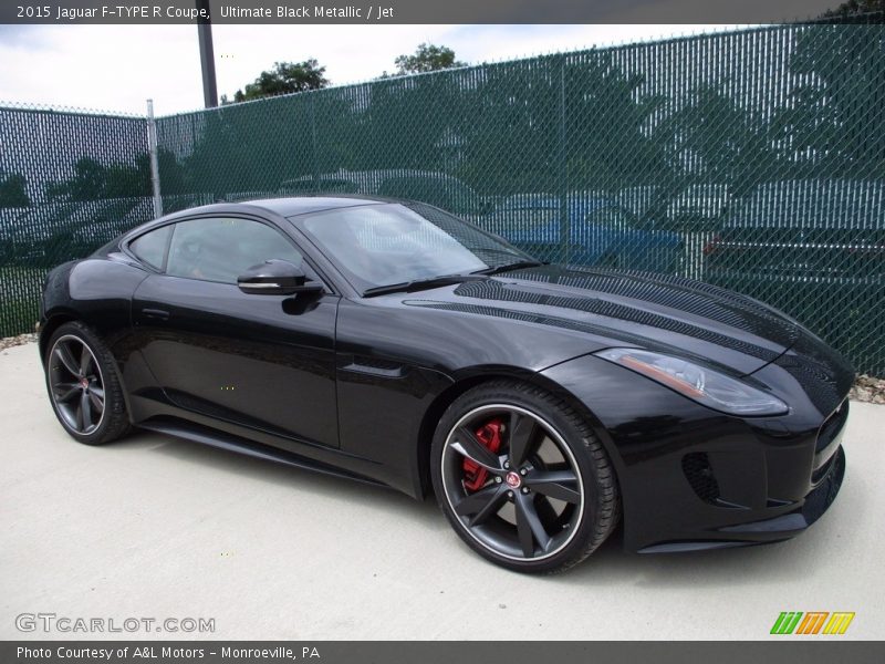 Ultimate Black Metallic / Jet 2015 Jaguar F-TYPE R Coupe