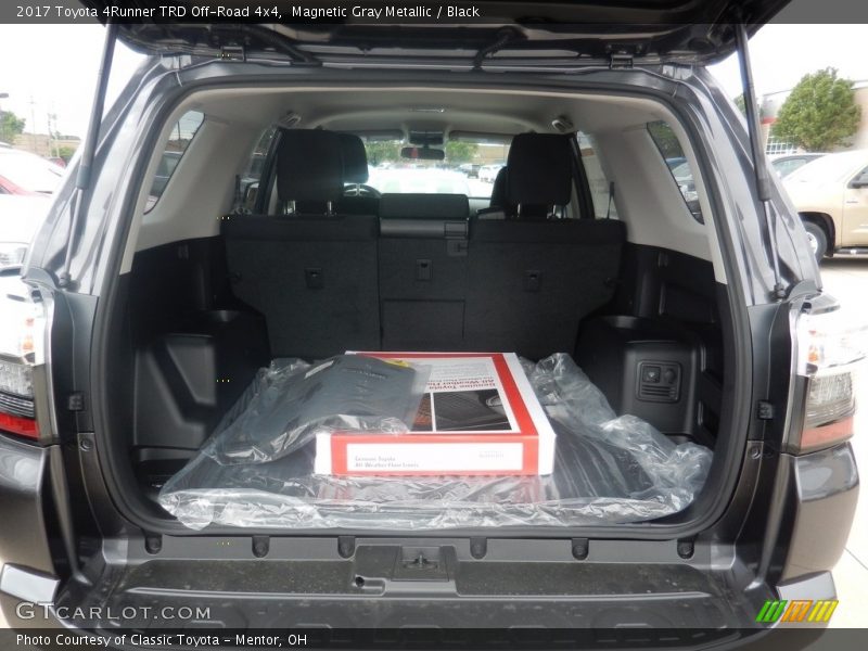 Magnetic Gray Metallic / Black 2017 Toyota 4Runner TRD Off-Road 4x4