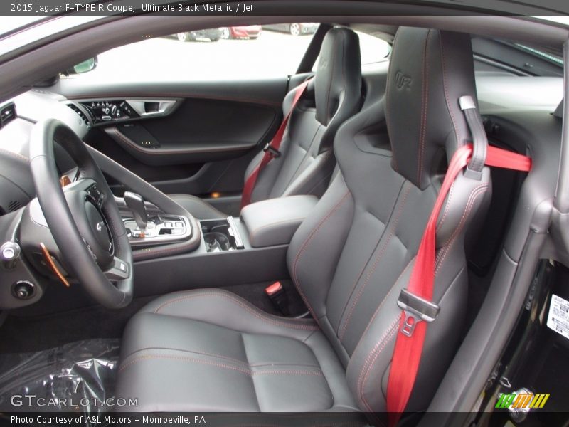 Ultimate Black Metallic / Jet 2015 Jaguar F-TYPE R Coupe