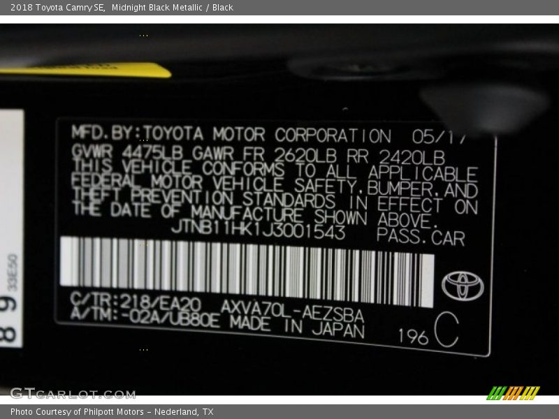 Midnight Black Metallic / Black 2018 Toyota Camry SE