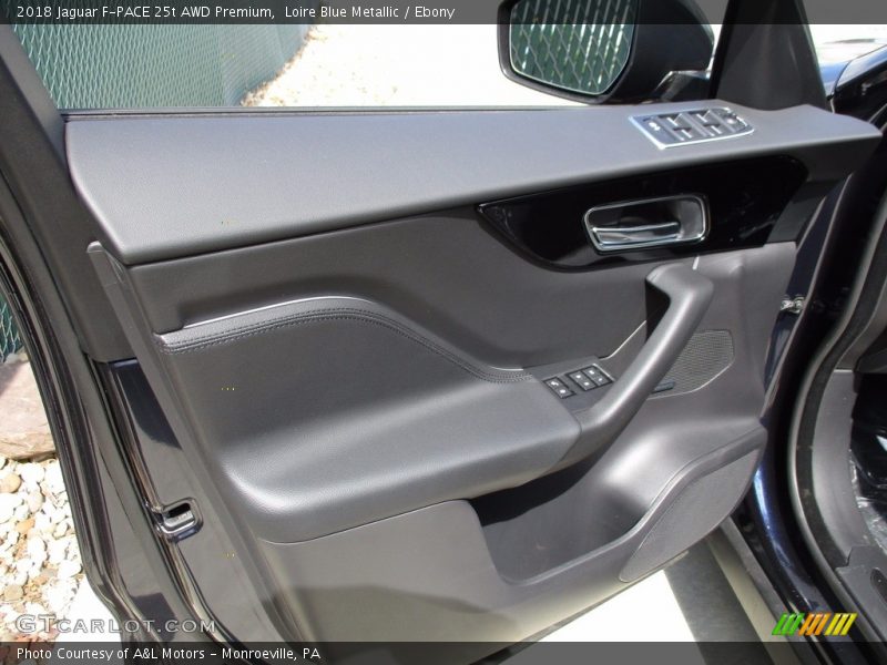 Loire Blue Metallic / Ebony 2018 Jaguar F-PACE 25t AWD Premium