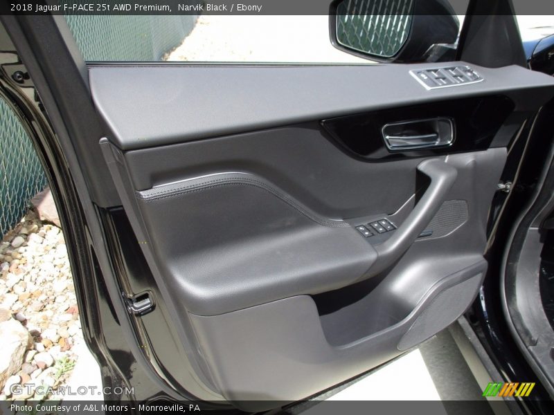 Narvik Black / Ebony 2018 Jaguar F-PACE 25t AWD Premium