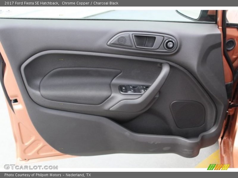 Chrome Copper / Charcoal Black 2017 Ford Fiesta SE Hatchback