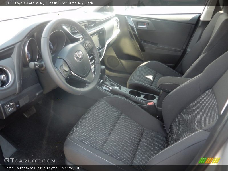 Classic Silver Metallic / Black 2017 Toyota Corolla iM